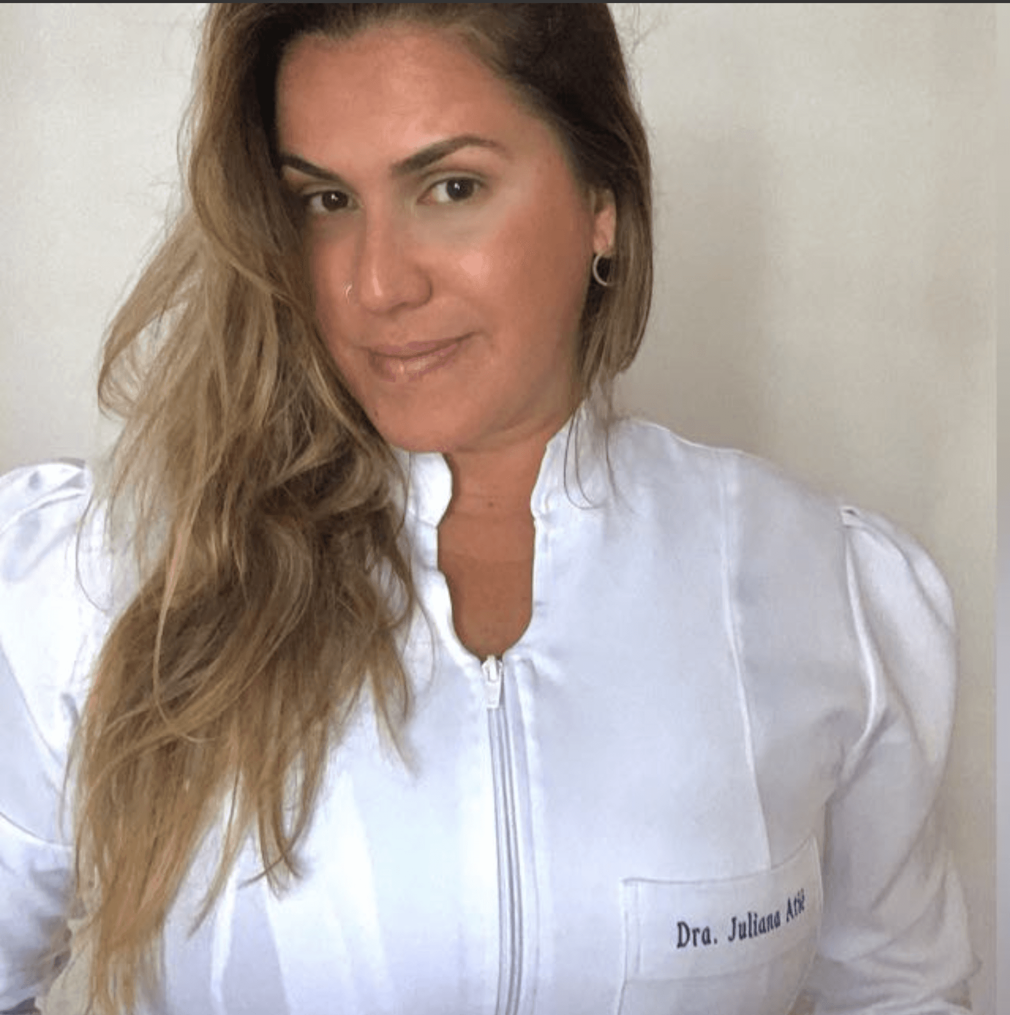 Foto de Juliana Atiê, Fisioterapeuta na Favale